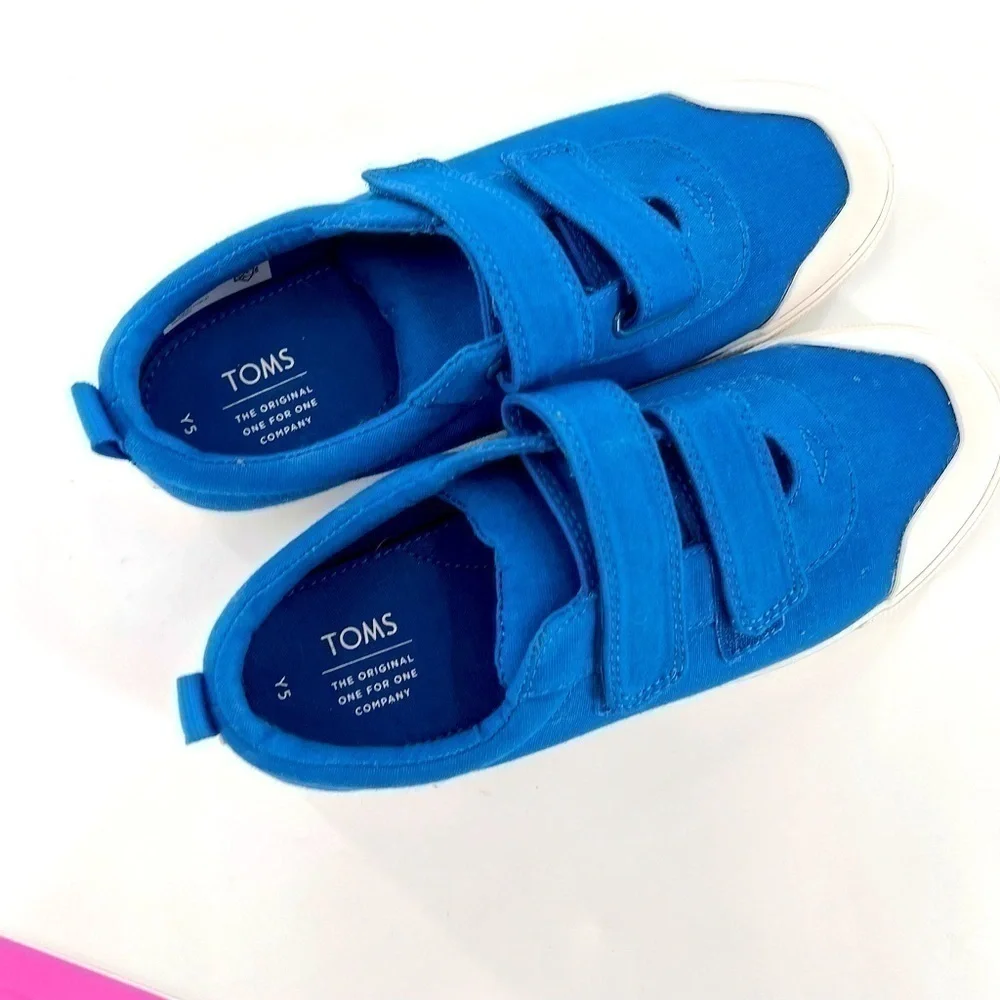 TOMS DOHENY Blue/White Canvas size 5 Y